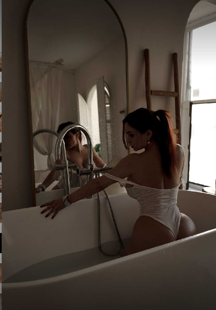 A playful frame from Miranda Faith nude — online in Nairobi