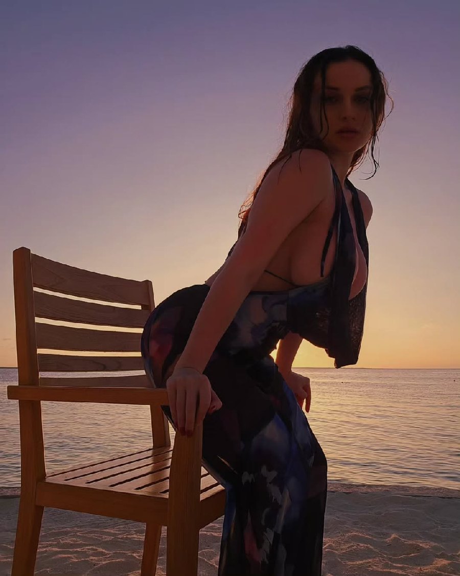 Sexy girl Miranda Faith nude in Nairobi