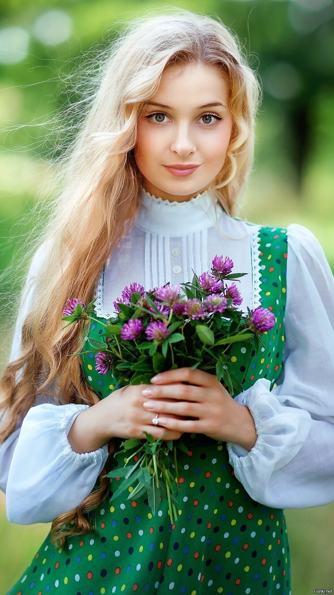 Girls in Slavic costumes in Nairobi