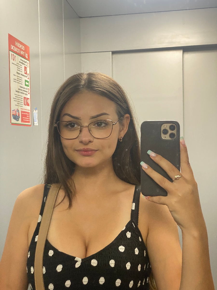 Sexy model Stacy in Nairobi